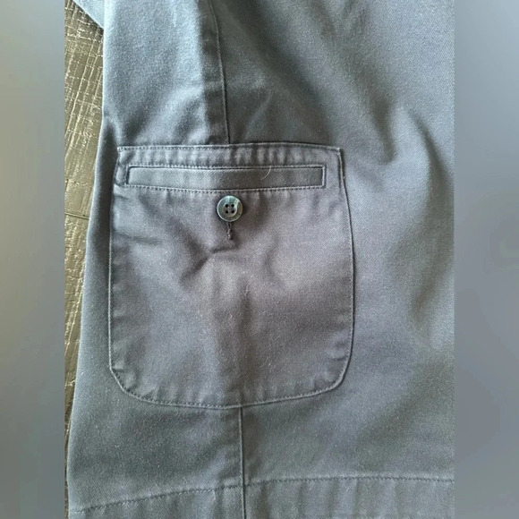 L.L. Bean Women’s Cargo Shorts Original Fit Size 10 Navy Blue Pockets - Picture 3 of 5